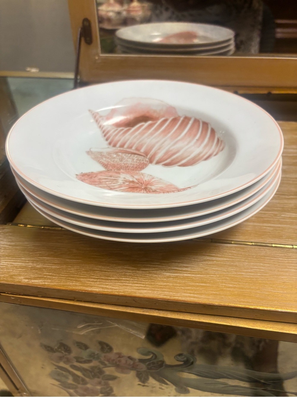 Vintage set of 4 Fitz and Floyd “Coquille” Porcelain Plates with Coral Accents